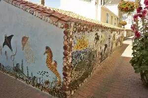 Se promener dans les rues typiques